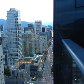 Sheraton Vancouver Wall Centre - Hotels Near Me - Vancouver, British Columbia Sheraton Vancouver Wall Centre - Hotels Near Me - Vancouver, British Columbia