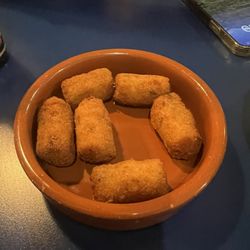 B13 - Fried mushroom fritters