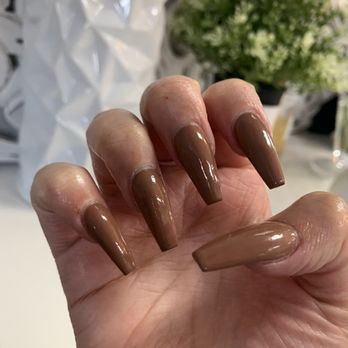 Bombshell Nail & Spa - By Raven - Nail Salons Near Me - Las Vegas, Nevada