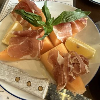 La Lanterna - Pizza Near Me - Detroit, Michigan La Lanterna - Pizza Near Me - Detroit, Michigan