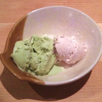 Ichiban Sushibar - Nachtisch Eis: grüner Tee & rote Bohnen - Sushi Bars Near Me - Bonn, NW