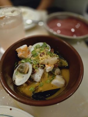 Bistro 8 by null
