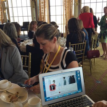 Flair For Writing - Tweeting at the Docusign Conference 2016 - Web Design Near Me Flair For Writing - Tweeting at the Docusign Conference 2016 - Web Design Near Me