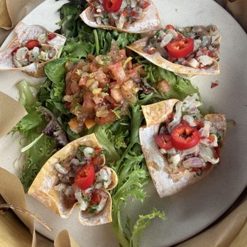On The Rocks - Ceviche Wontados - Bars Near Me - Kailua-Kona, Hawaii On The Rocks - Ceviche Wontados - Bars Near Me - Kailua-Kona, Hawaii