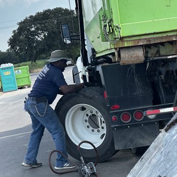 Roadside Tire Tech - Tires Near Me - Opelousas, Louisiana Roadside Tire Tech - Tires Near Me - Opelousas, Louisiana