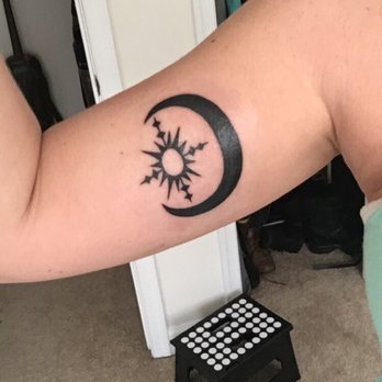 Tattoo Paradise - Done by Nikki, she drew it up in minutes after I showed her a picture & described what I wanted - Tattoo Near Me - Washington, DC, District of Columbia
