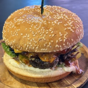 Smokin' Grill Xpress - "Confused Burger": a patty and brisket - New American Near Me - Plano, Texas