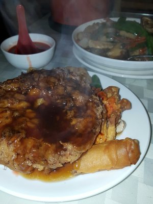 Yang Chow Restaurant by null