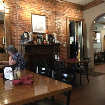 Corkscrew Saloon - Seafood Near Me - Medina, Ohio