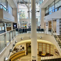 Lakeridge Health - Lakeridge Health Oshawa - Main Lobby