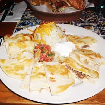 Chili's - Chicken & Steak Quesadilla - Bars Near Me - Antioch, California