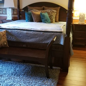 Floor Store - Master Bedroom - Flooring Near Me - Rancho Cordova, California