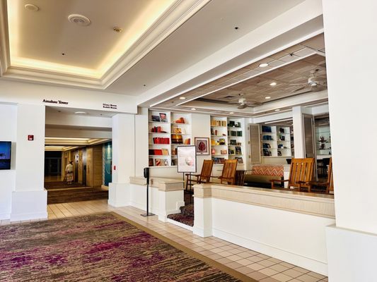 Sheraton Princess Kaiulani Waikiki Beach by null