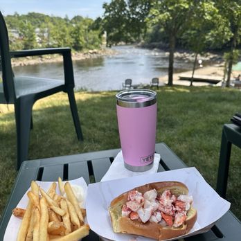 Union River Lobster Pot - Lobstahhhh rollllllll - Seafood Near Me - Ellsworth, Maine Union River Lobster Pot - Lobstahhhh rollllllll - Seafood Near Me - Ellsworth, Maine