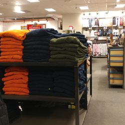 G.H.Bass - Bass Outlet at the Merrimack Premium Outlets