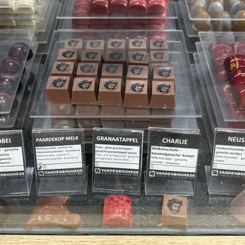 Chocolaterie Vandenbouhede - Chocolatiers & Shops Near Me - Gent, VOV