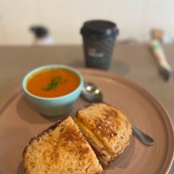 Copa Vida - Turkey sandwich with side of tomato soup - New American Near Me - Pasadena, California