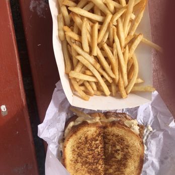 The Burger Bus - Burgers Near Me - Kenai, Alaska