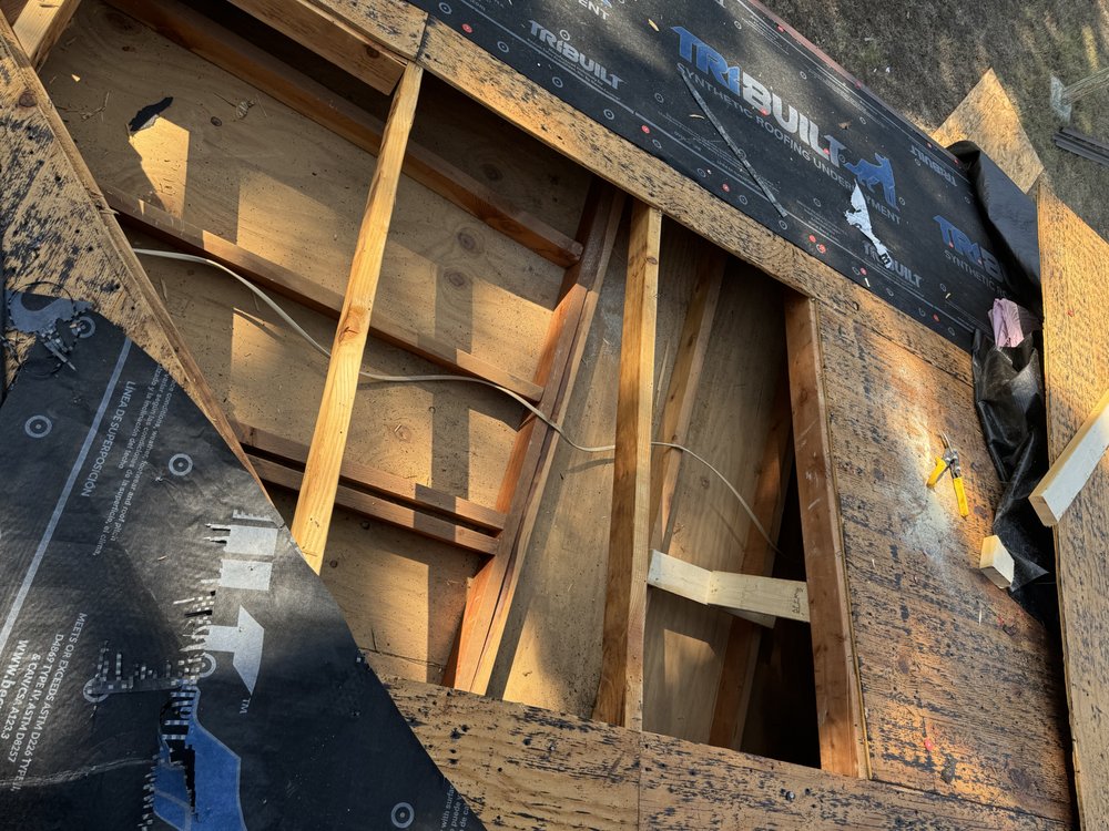 Slide of Rugged Roofing