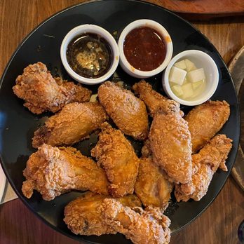 Surisan - Crispy chicken with Garlic Soy sauce and Sweet & spicy sauce - Korean Near Me - San Francisco, California Surisan - Crispy chicken with Garlic Soy sauce and Sweet & spicy sauce - Korean Near Me - San Francisco, California