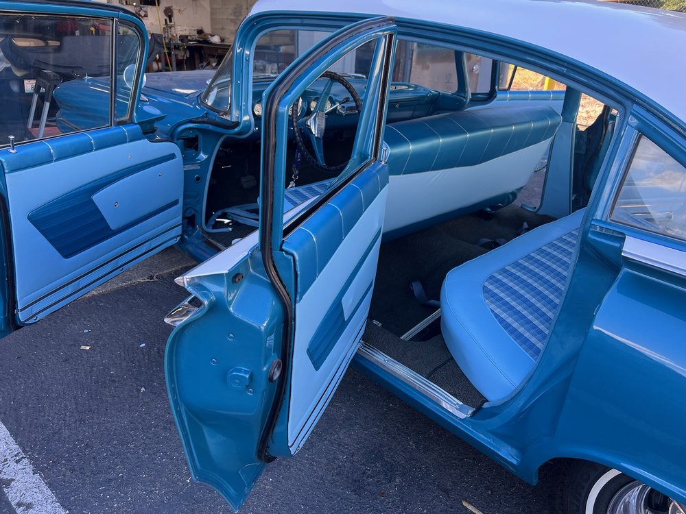 Upholstery Torres - upholstery in Puyallup, WA