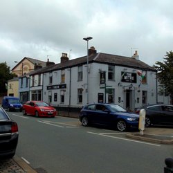 The Mitre Hotel - The Mitre, Pwllheli