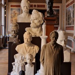 Neues Museum - Museums Near Me - Weimar, TH