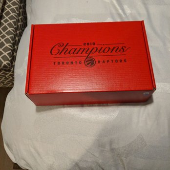 Real Sports - Surprise grab box - Sports Bars Near Me - Toronto, Ontario Real Sports - Surprise grab box - Sports Bars Near Me - Toronto, Ontario