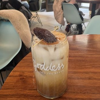 Goddess and the Baker, 33 S Wabash-Millennium Park - Cinnamon Date Cacao Latte - Coffee & Tea Near Me - Chicago, Illinois