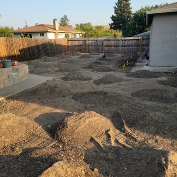 Regalado Landscape - Adding top soil and leveling the ground - Landscaping Near Me Regalado Landscape - Adding top soil and leveling the ground - Landscaping Near Me