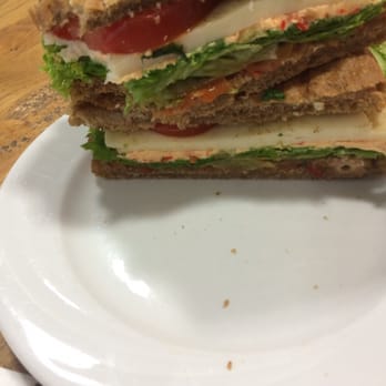 Coffee Fellows - Chili Cheese Focaccia für 4,90€. Lecker. - Coffee & Tea Near Me - Oberding, BY Coffee Fellows - Chili Cheese Focaccia für 4,90€. Lecker. - Coffee & Tea Near Me - Oberding, BY