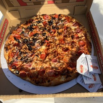 Sauced Pizzeria - Half local without green pepper and half meat. - Italian Near Me - San Diego, California Sauced Pizzeria - Half local without green pepper and half meat. - Italian Near Me - San Diego, California