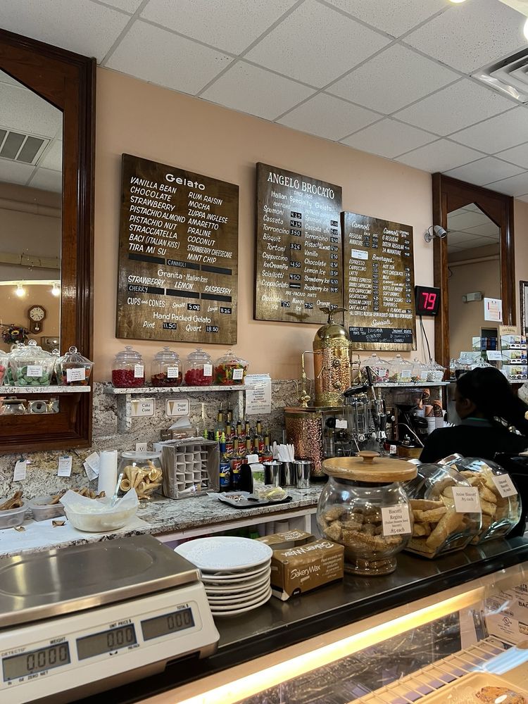 Social spots from Angelo Brocato