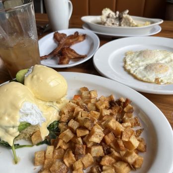 Egg - Spinach & Avocado Benedict and Cornbread & Gravy - Breakfast & Brunch Near Me - Saint Louis, Missouri Egg - Spinach & Avocado Benedict and Cornbread & Gravy - Breakfast & Brunch Near Me - Saint Louis, Missouri