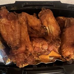 Macy’s Place Pizzeria - Wings, medium