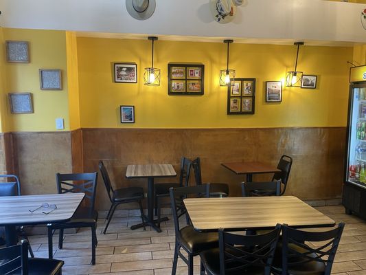 Jose's Tacos by null