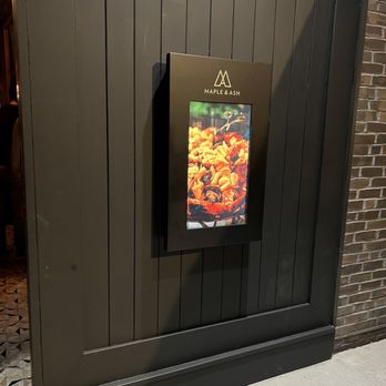 Maple & Ash - Steakhouses Near Me - Chicago, Illinois
