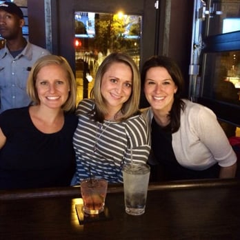 Barrelman Tavern - Girls night at Barrelman!  Good Times! - Sports Bars Near Me - Chicago, Illinois