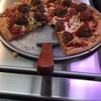 Chuck E. Cheese - Spaghetti pizza .. Eww lol - Pizza Near Me - Killeen, Texas