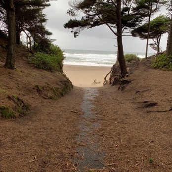 Gleneden Beach - Beach access. - Vacation Rental Agents Near Me - Gleneden Beach, Oregon