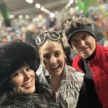 Yelp Party: Après Ski - Yelp Events Near Me - Novato, California Yelp Party: Après Ski - Yelp Events Near Me - Novato, California