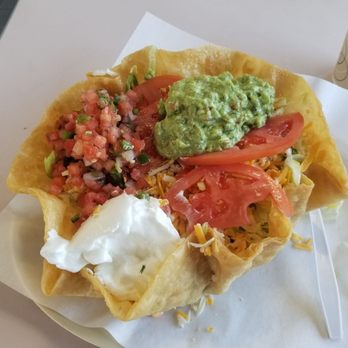 Grand Burger - Taco Salad w Chicken - Burgers Near Me - Glendora, California Grand Burger - Taco Salad w Chicken - Burgers Near Me - Glendora, California