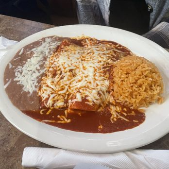 Chapala Mexican Restaurant - Cheese Enchiladas de Queso - Mexican Near Me - Santa Paula, California