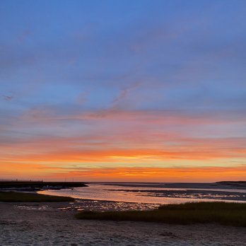 The Inn At Cape Cod - Hotels Near Me - Yarmouth Port, Massachusetts The Inn At Cape Cod - Hotels Near Me - Yarmouth Port, Massachusetts
