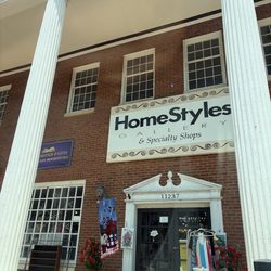 Homestyles Gallery & Specialty Shops - Exterior