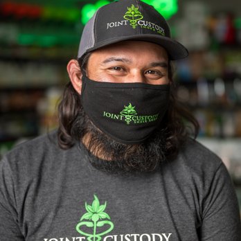 Joint Custody Smoke Shop - Rob - the shop owner. - Vape Shops Near Me - Houston, Texas Joint Custody Smoke Shop - Rob - the shop owner. - Vape Shops Near Me - Houston, Texas