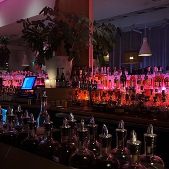 Sunroom - Cocktail Bars Near Me - Orlando, Florida Sunroom - Cocktail Bars Near Me - Orlando, Florida