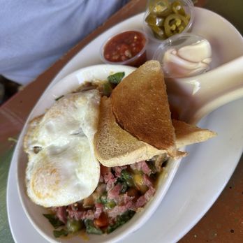 Main Street Cafe - Corned Beef Skillet - Coffee & Tea Near Me - Hurricane, Utah Main Street Cafe - Corned Beef Skillet - Coffee & Tea Near Me - Hurricane, Utah