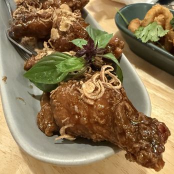 Ari's Thai Eatery - Ari's Chicken Wings - Thai Near Me - Azusa, California