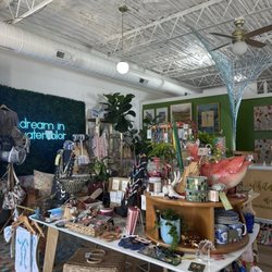 Whitney Winkler Art Studio and Shop